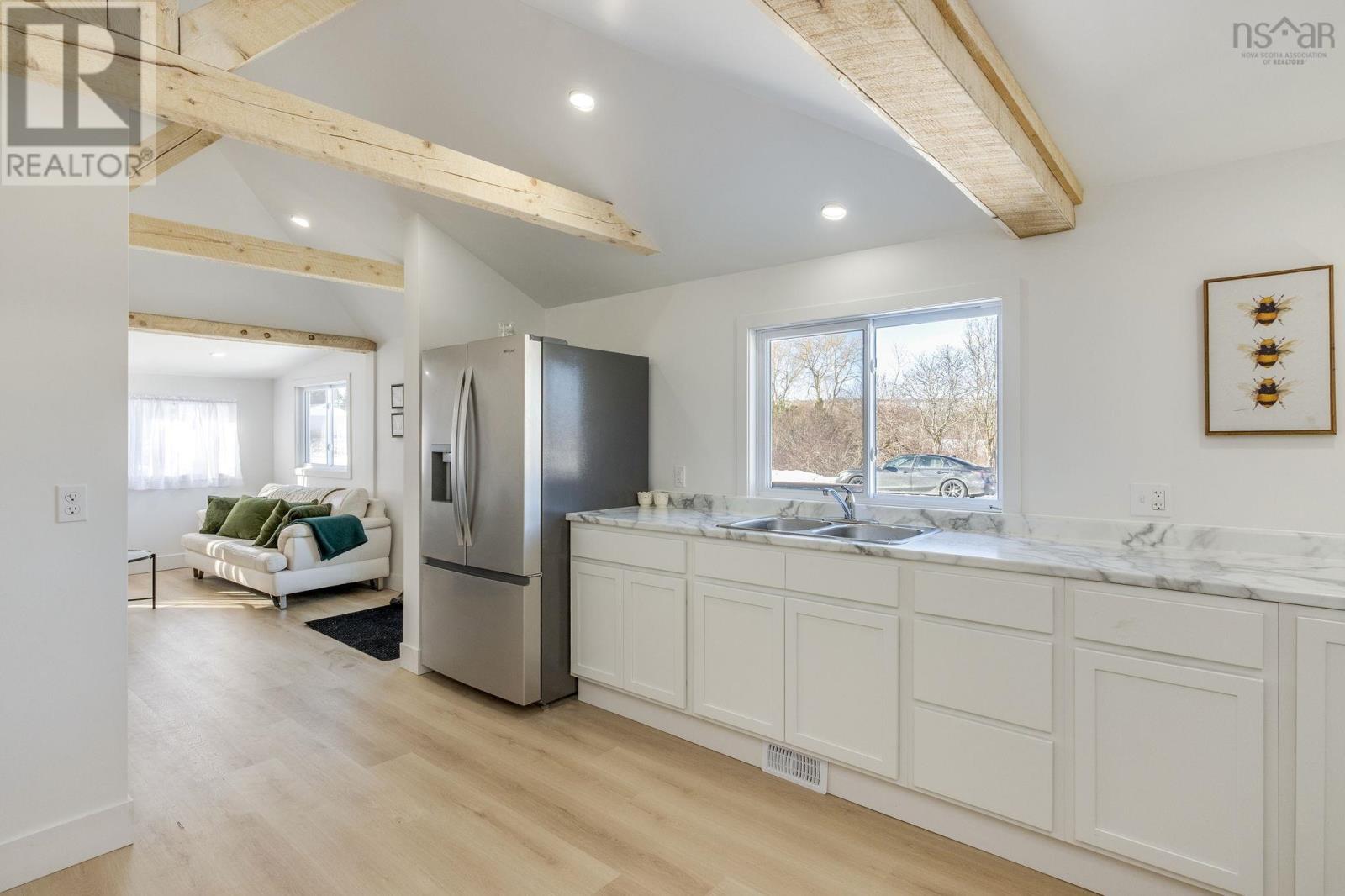 Property 6 of 22 of 1004 Summer Street