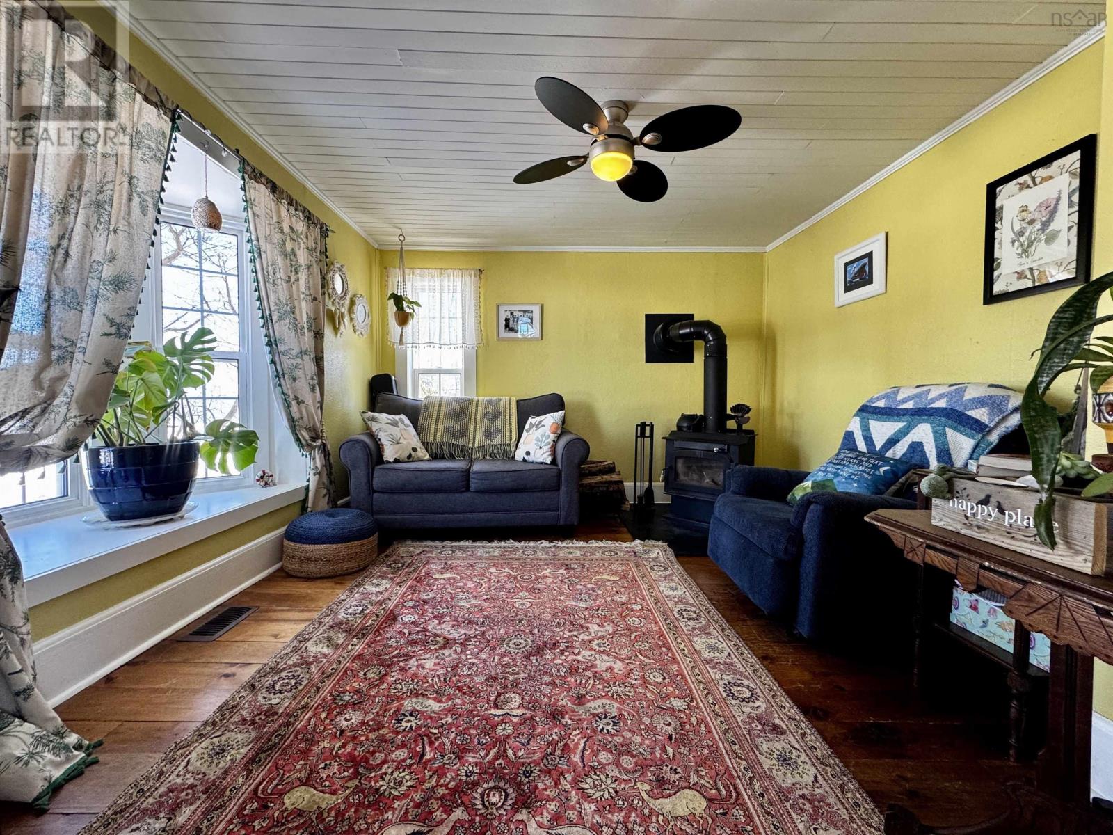 Property 11 of 23 of 85 Highway 320