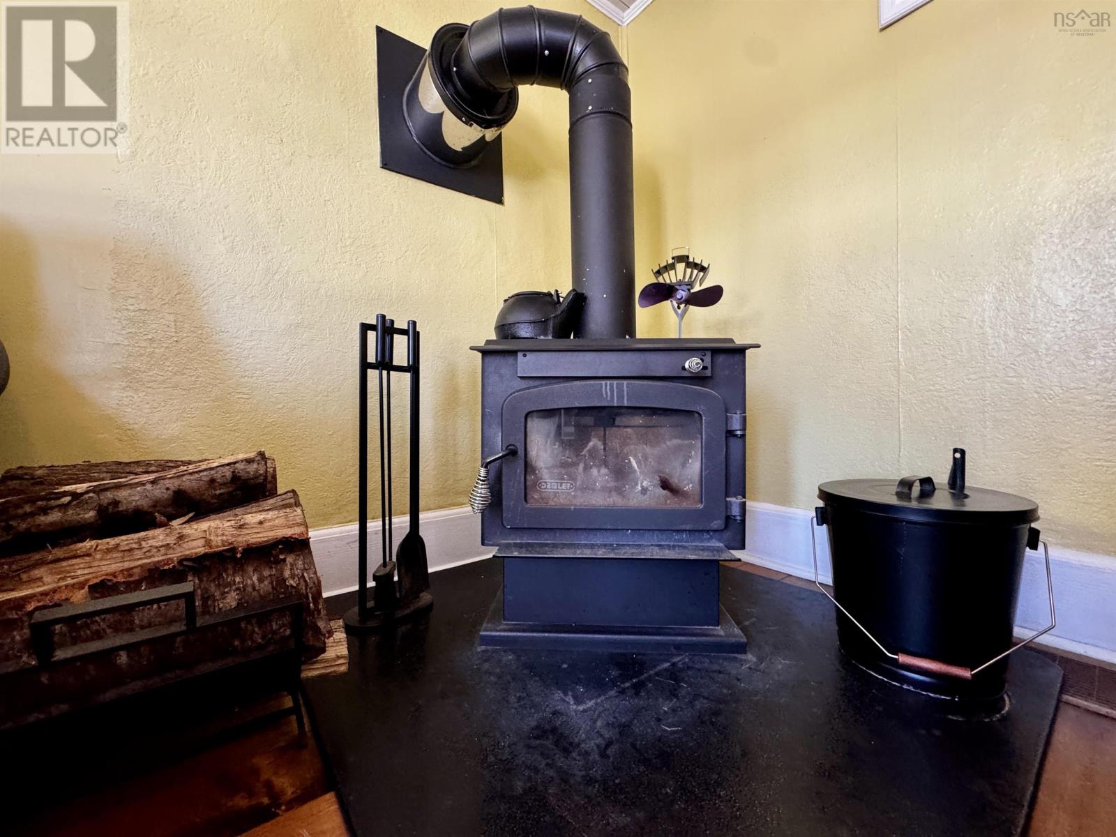 Property 13 of 23 of 85 Highway 320