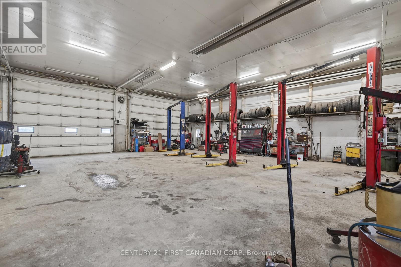 12353 RIDGE LINE Property Photo
