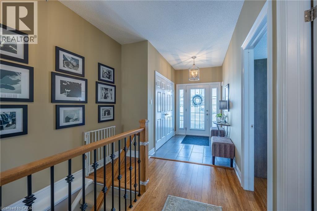 27 VIKING Lane - Photo 2 of 47, Port Dover, Ontario