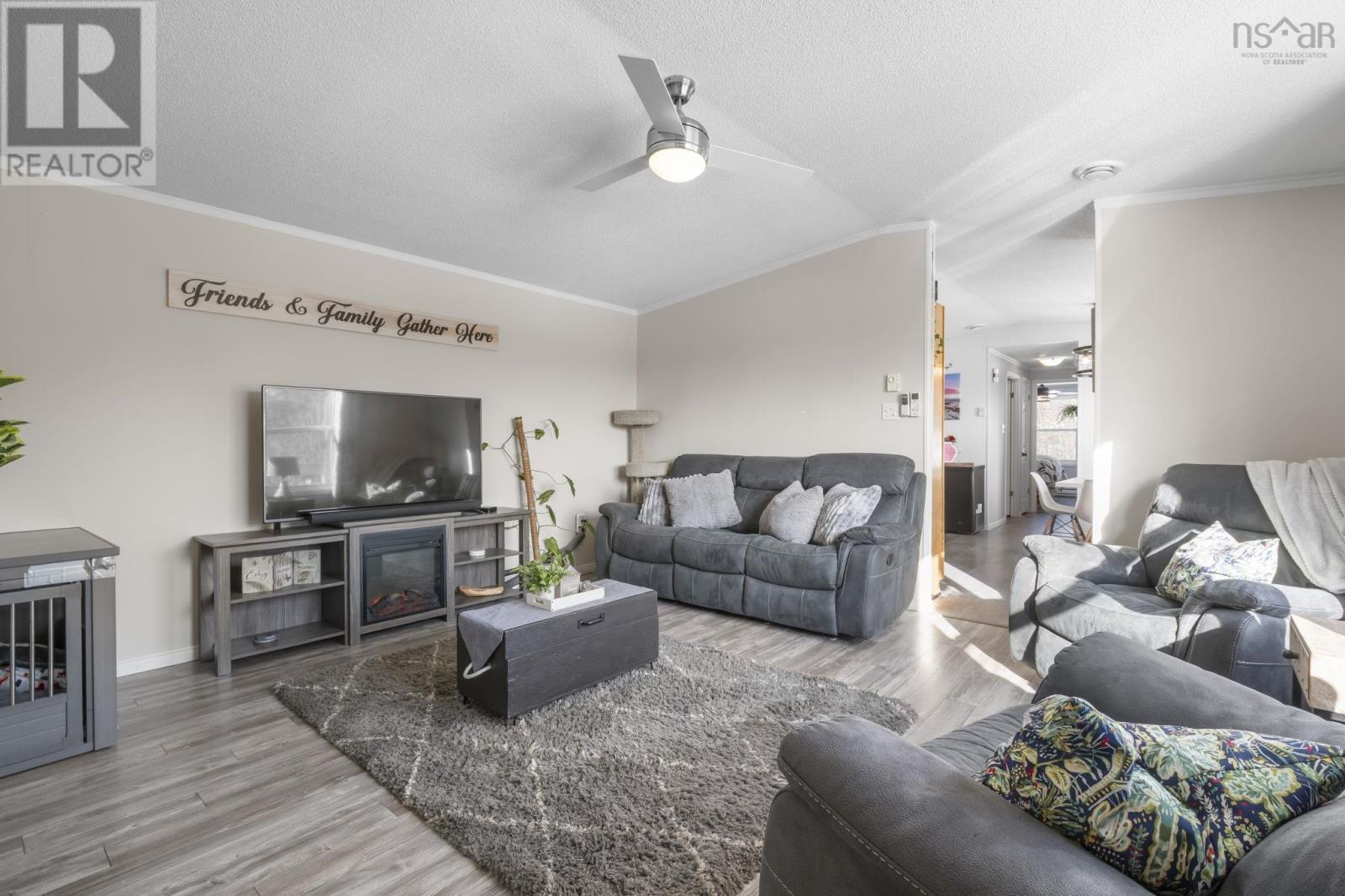 Property 6 of 23 of 217 Croft Road