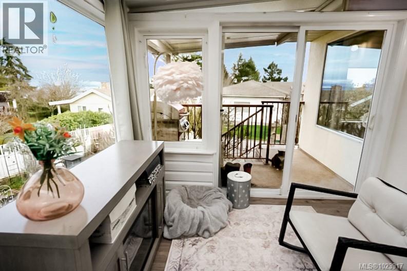 511 Panorama Pl, Parksville