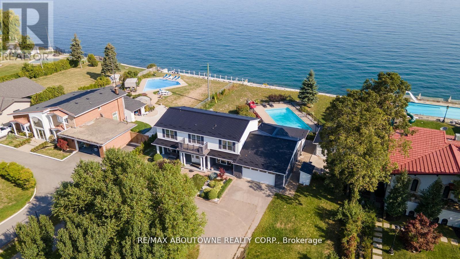 1073 NORTH SERVICE ROAD - 1