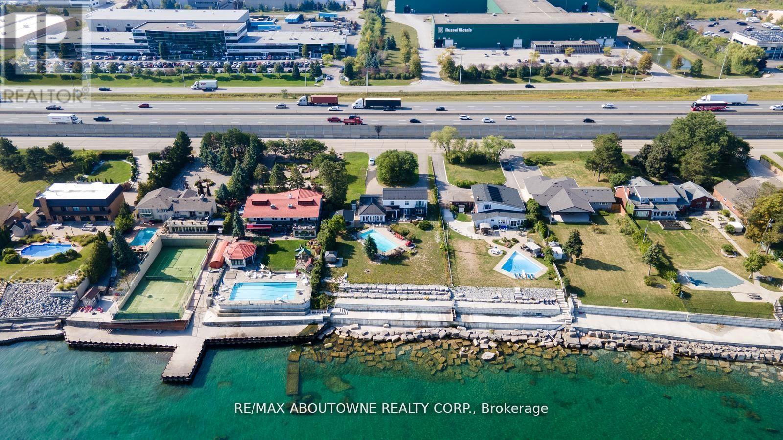 1073 NORTH SERVICE ROAD - 2