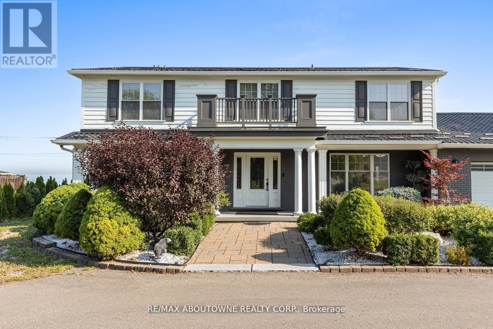 1073 NORTH SERVICE ROAD - 5