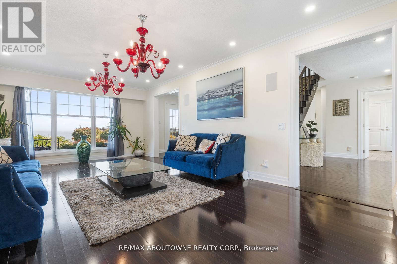 1073 NORTH SERVICE ROAD - 9