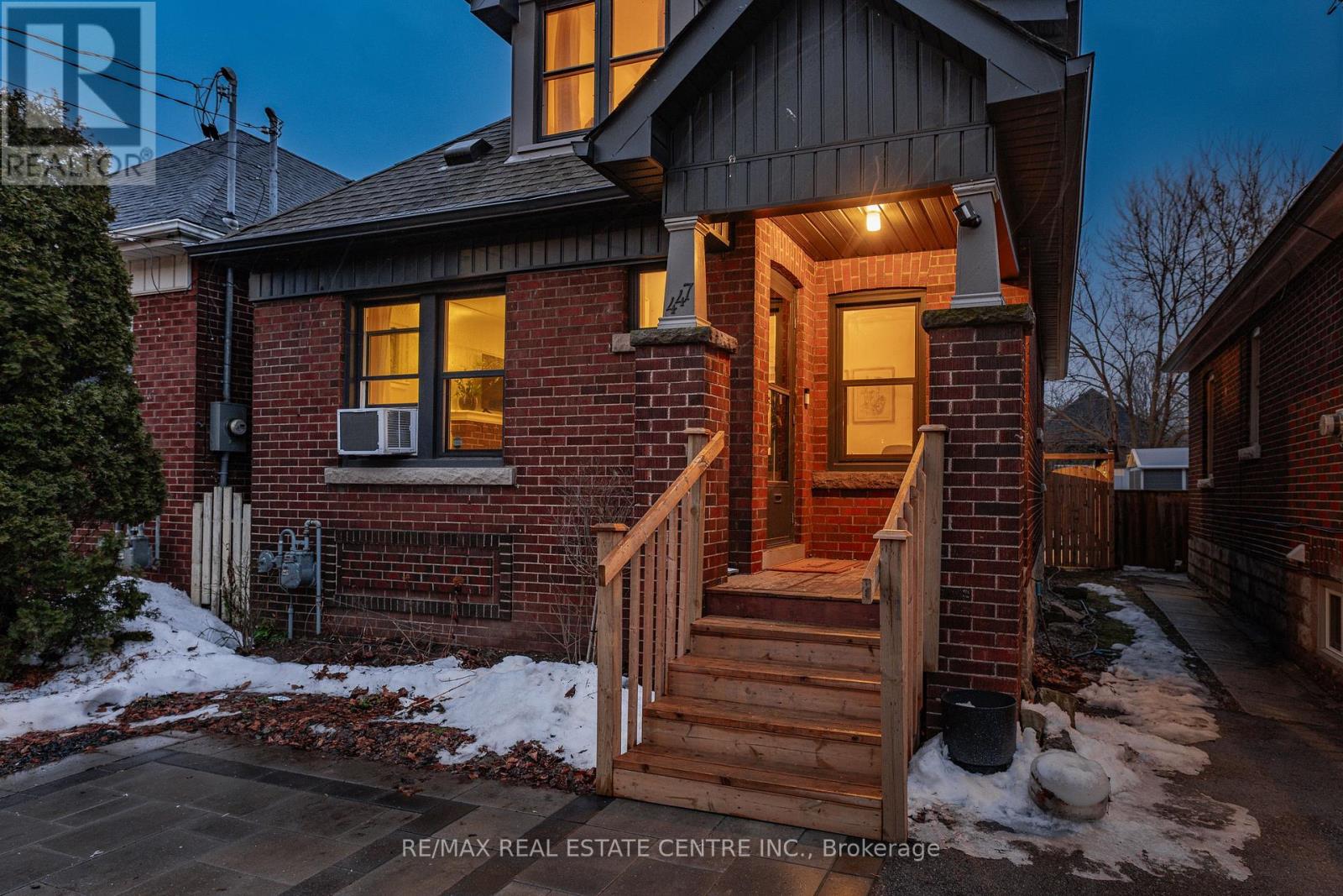 447 Herkimer photo 5