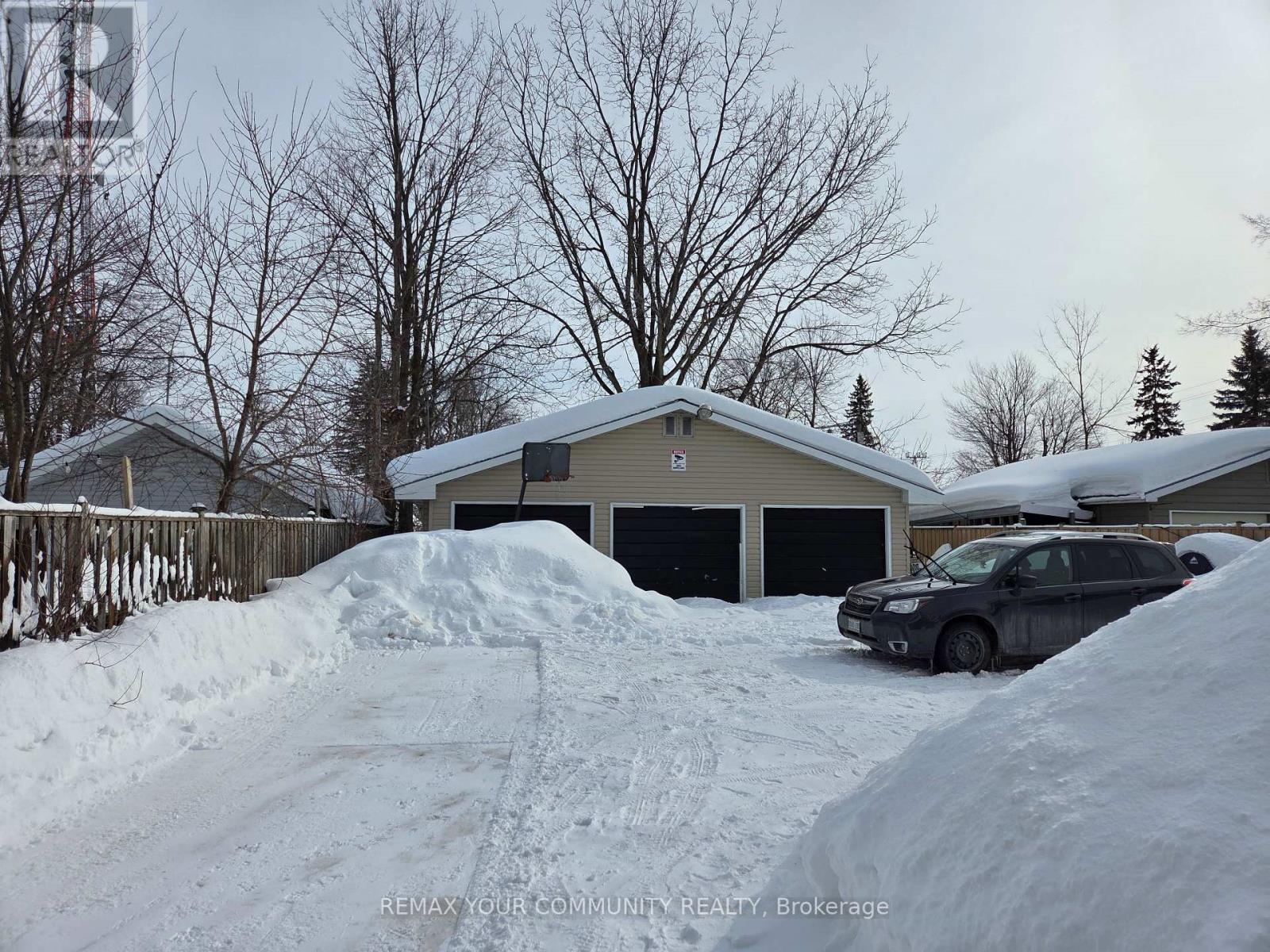 17 Champlain photo 2