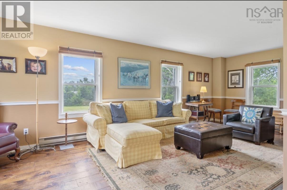 Property 8 of 20 of 1316 Blue Sea Road