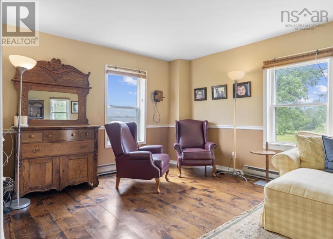 Property 9 of 20 of 1316 Blue Sea Road