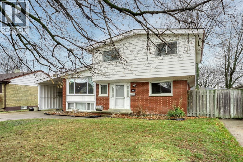 856 WESTCHESTER DRIVE - Photo 3 of 38, Windsor, Ontario