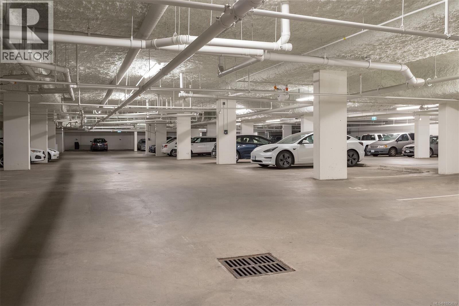 209 1588 North Dairy Road, Saanich