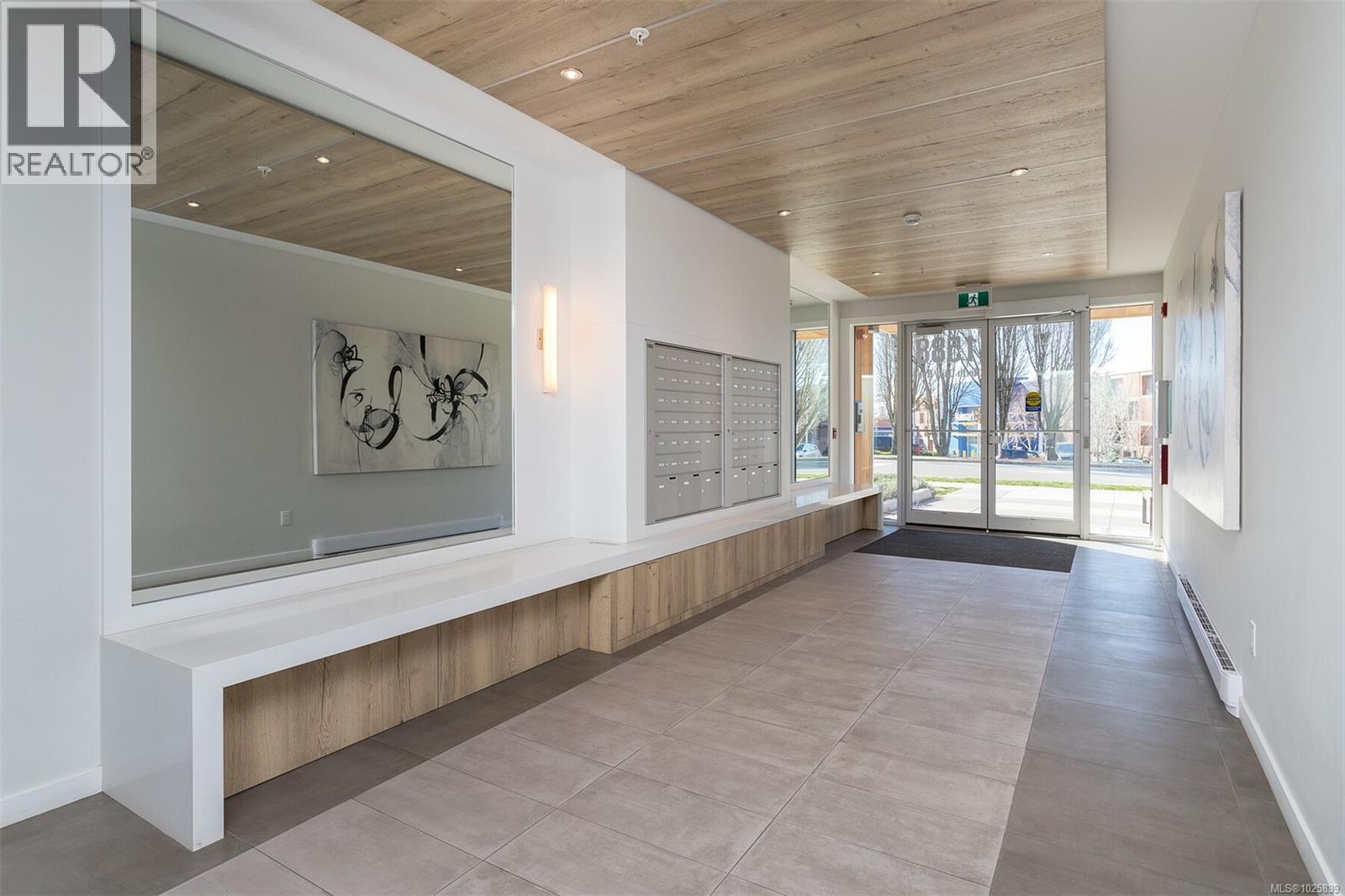 209 1588 North Dairy Road, Saanich