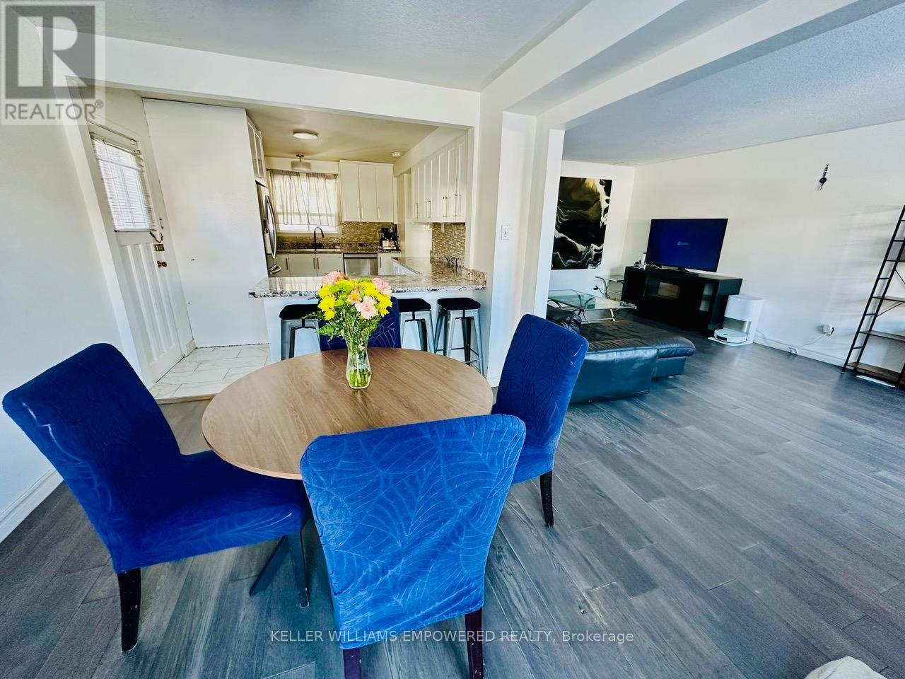 52 ENDSLEIGH CRESCENT - Photo 5 of 32, Toronto (Pleasant View), Ontario