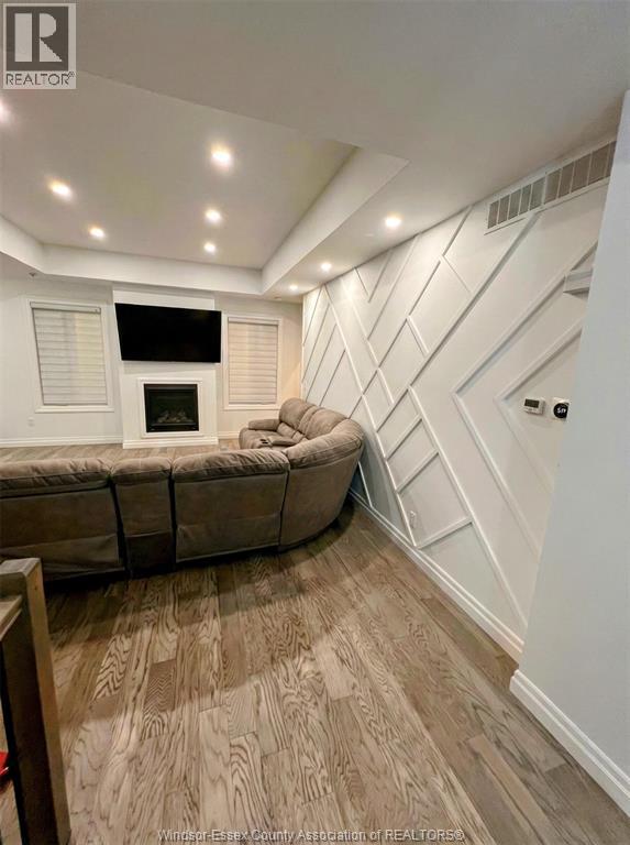 155 GLOUCESTER DRIVE - Photo 5 of 31, Colchester, Ontario