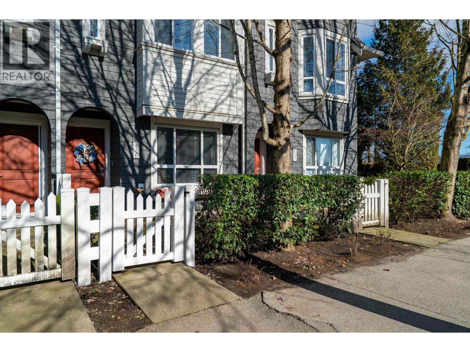 136 2418 AVON PLACE, Port Coquitlam