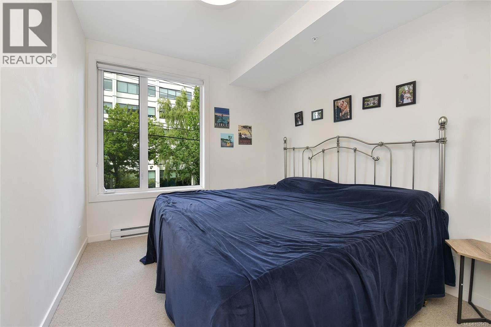 211 1033 Cook Street, Victoria