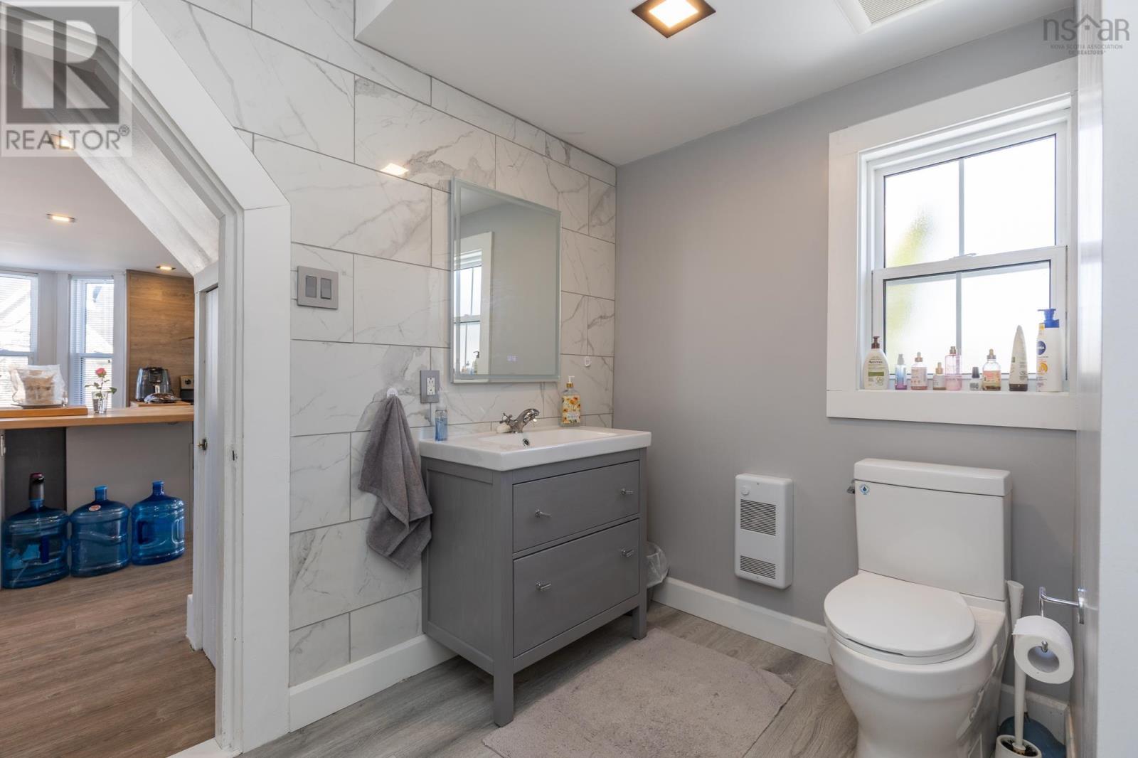 Property 22 of 38 of 3401 Main Shore Road