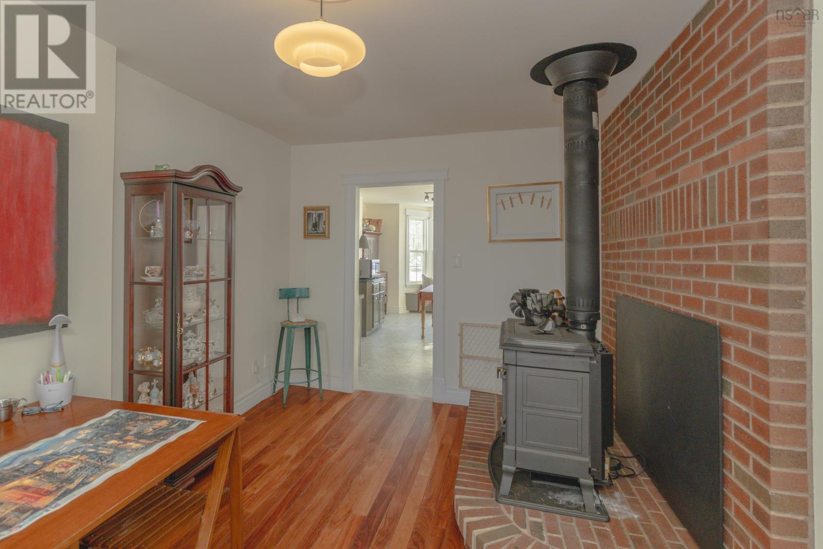 Property 16 of 49 of 1387 Highway 1