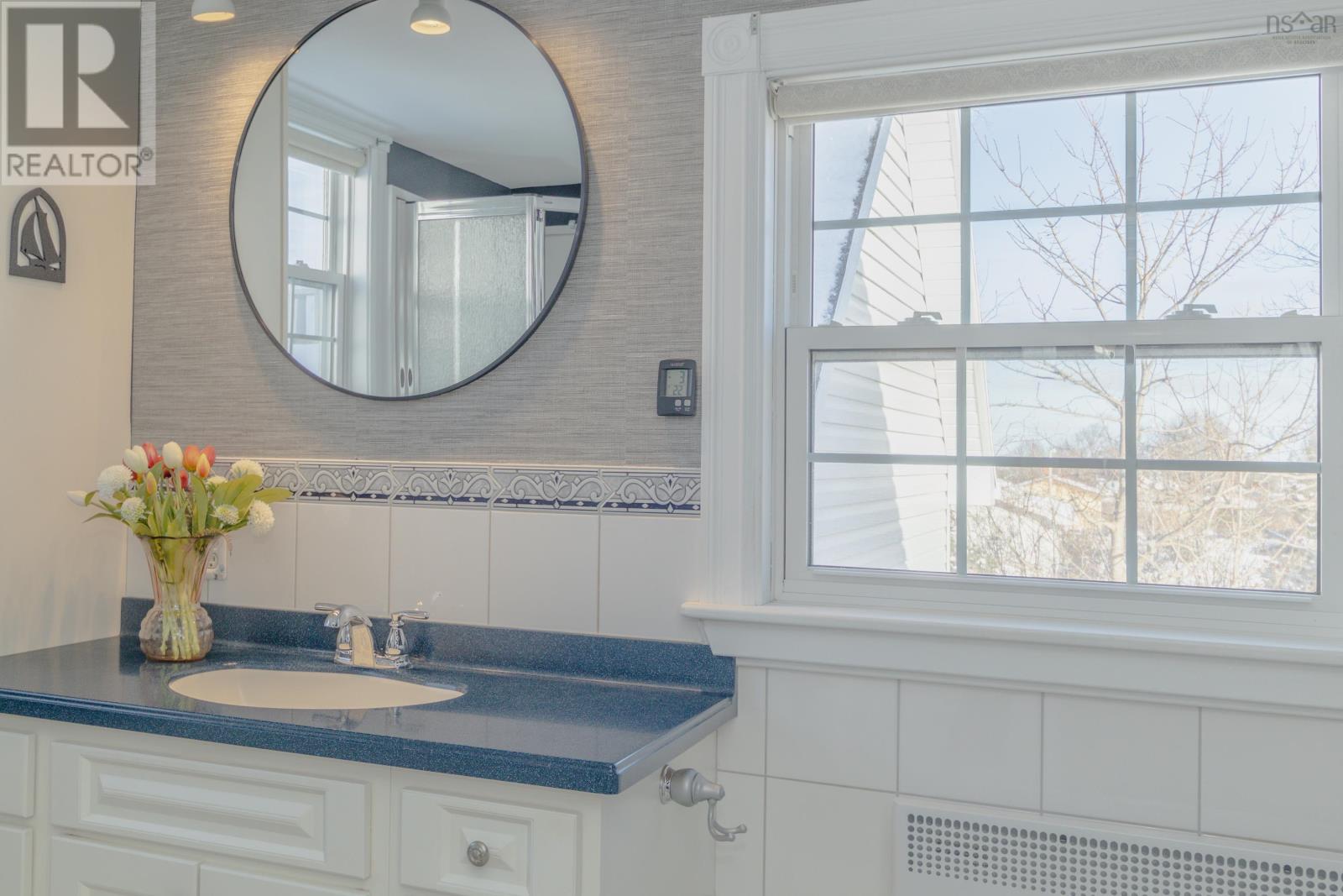 Property 36 of 49 of 1387 Highway 1