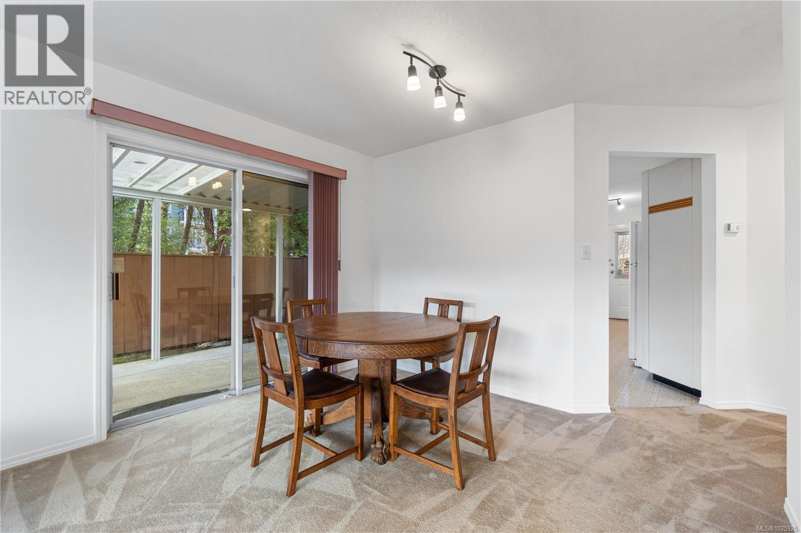 12 4750 Uplands Dr, Nanaimo