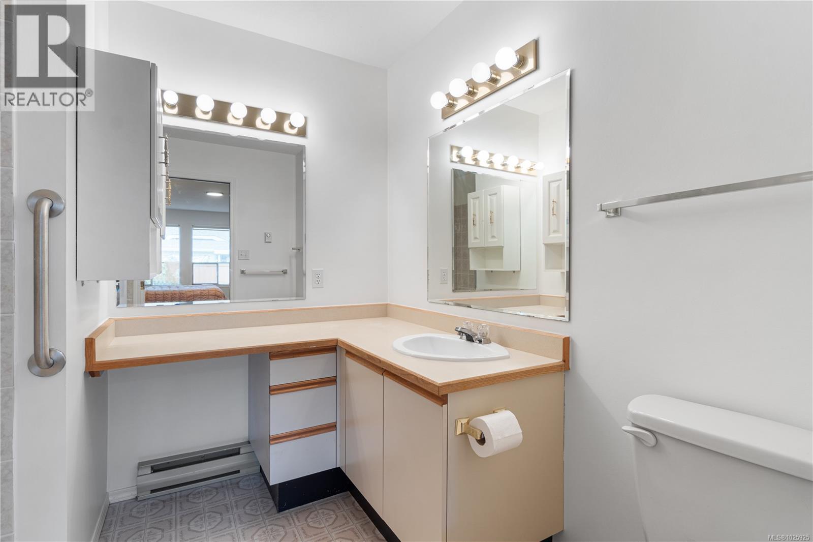 12 4750 Uplands Dr, Nanaimo