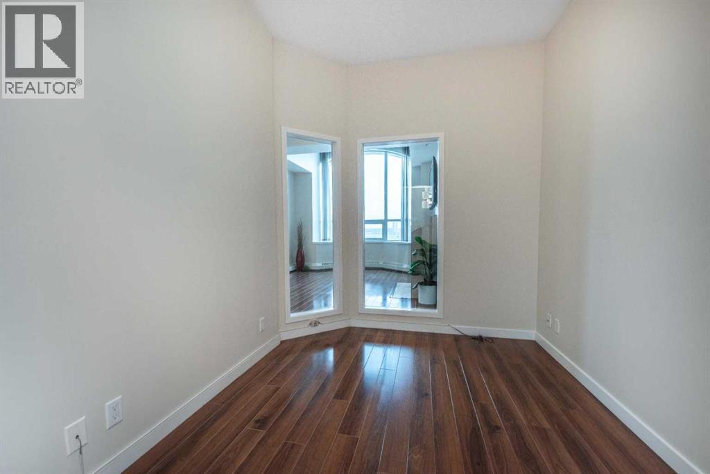 Single Family House for Sale in    Avenue SW Downtown West End Calgary 