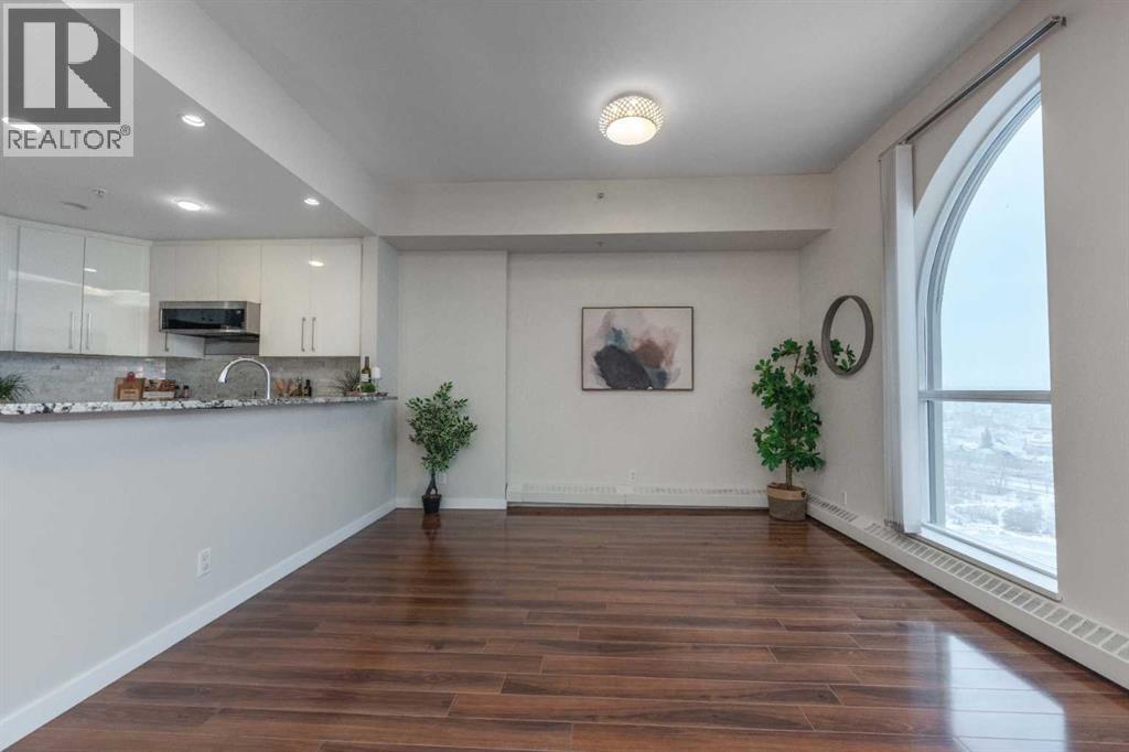 Single Family House for Sale in    Avenue SW Downtown West End Calgary 