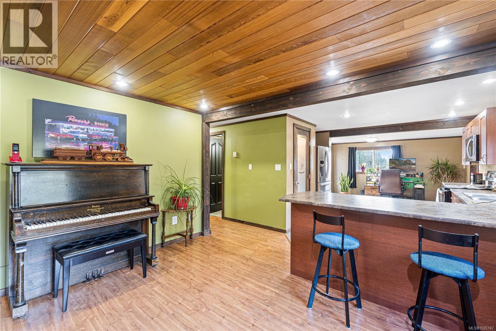 1143 BELLEVUE RD - 33