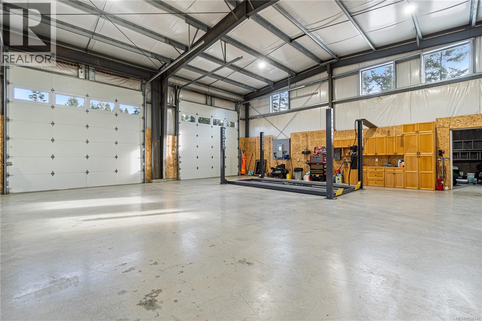 1143 BELLEVUE RD - 56