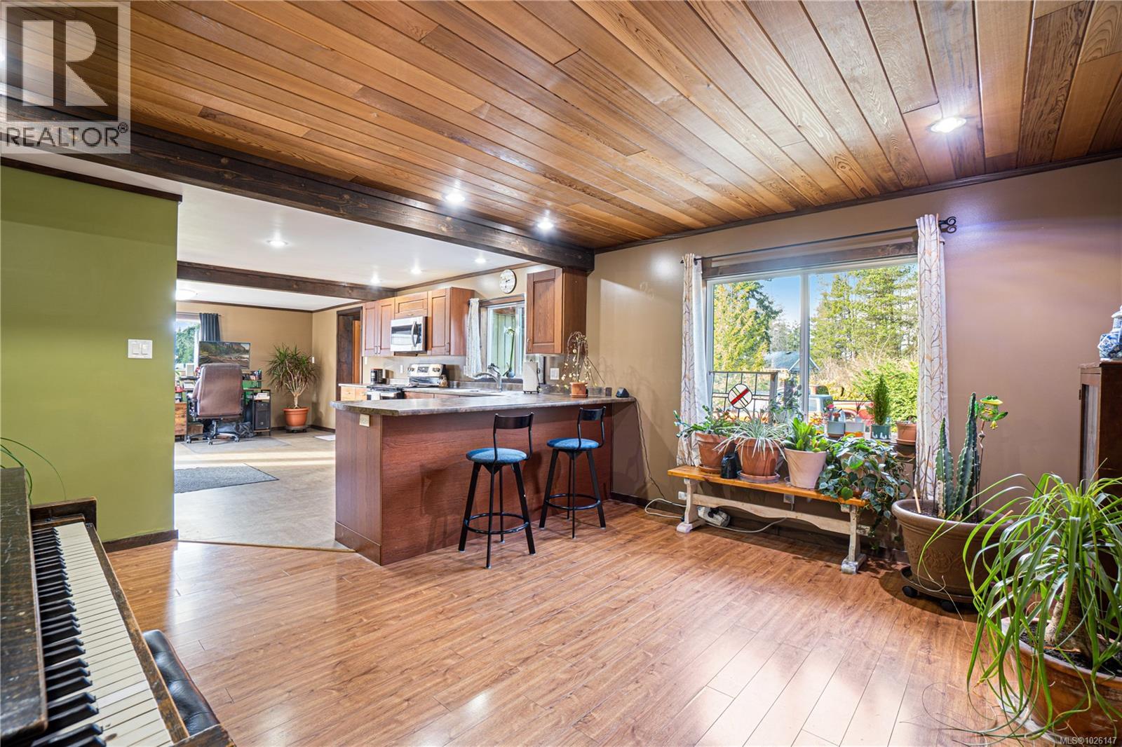 1143 BELLEVUE RD - 32