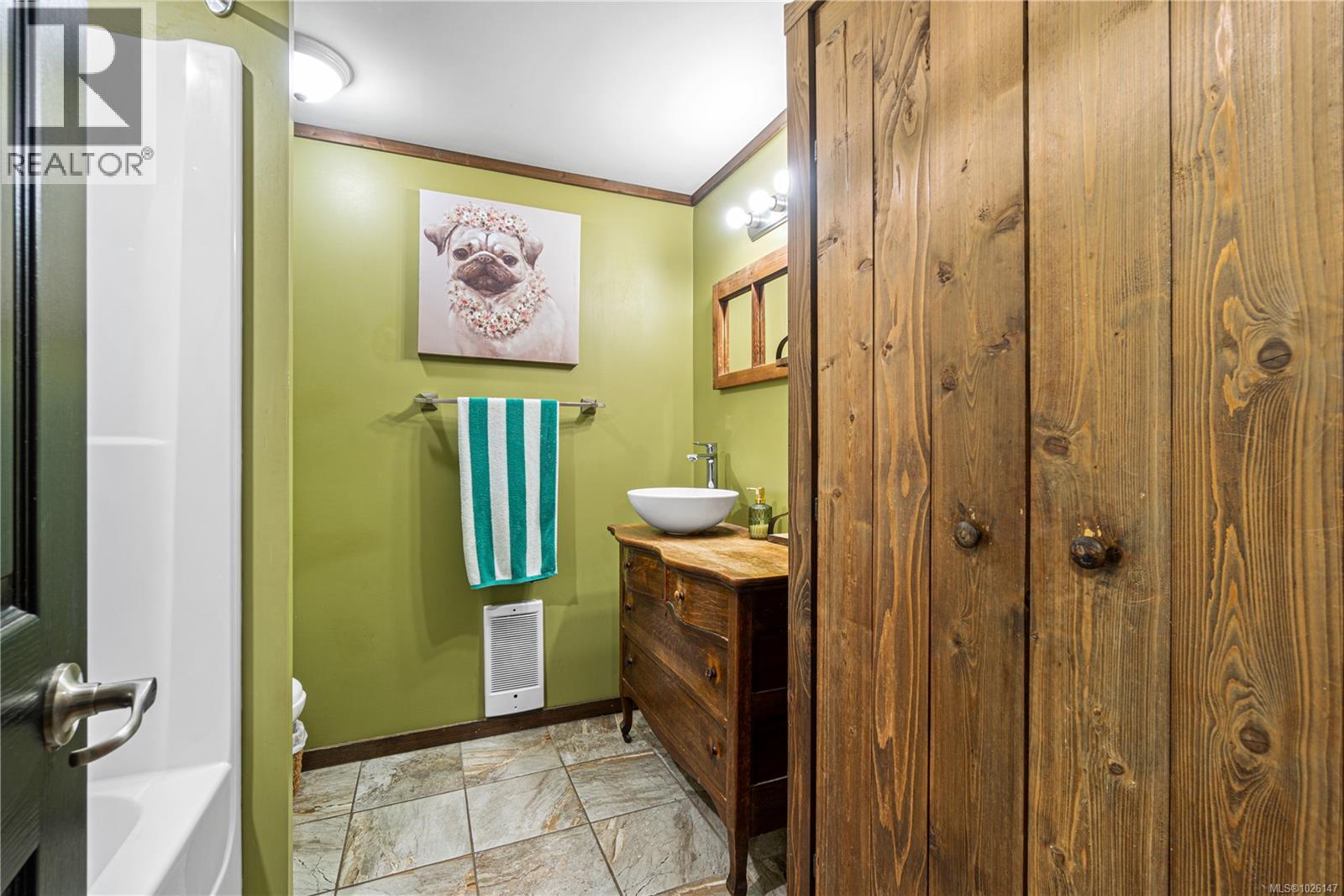 1143 BELLEVUE RD - 44