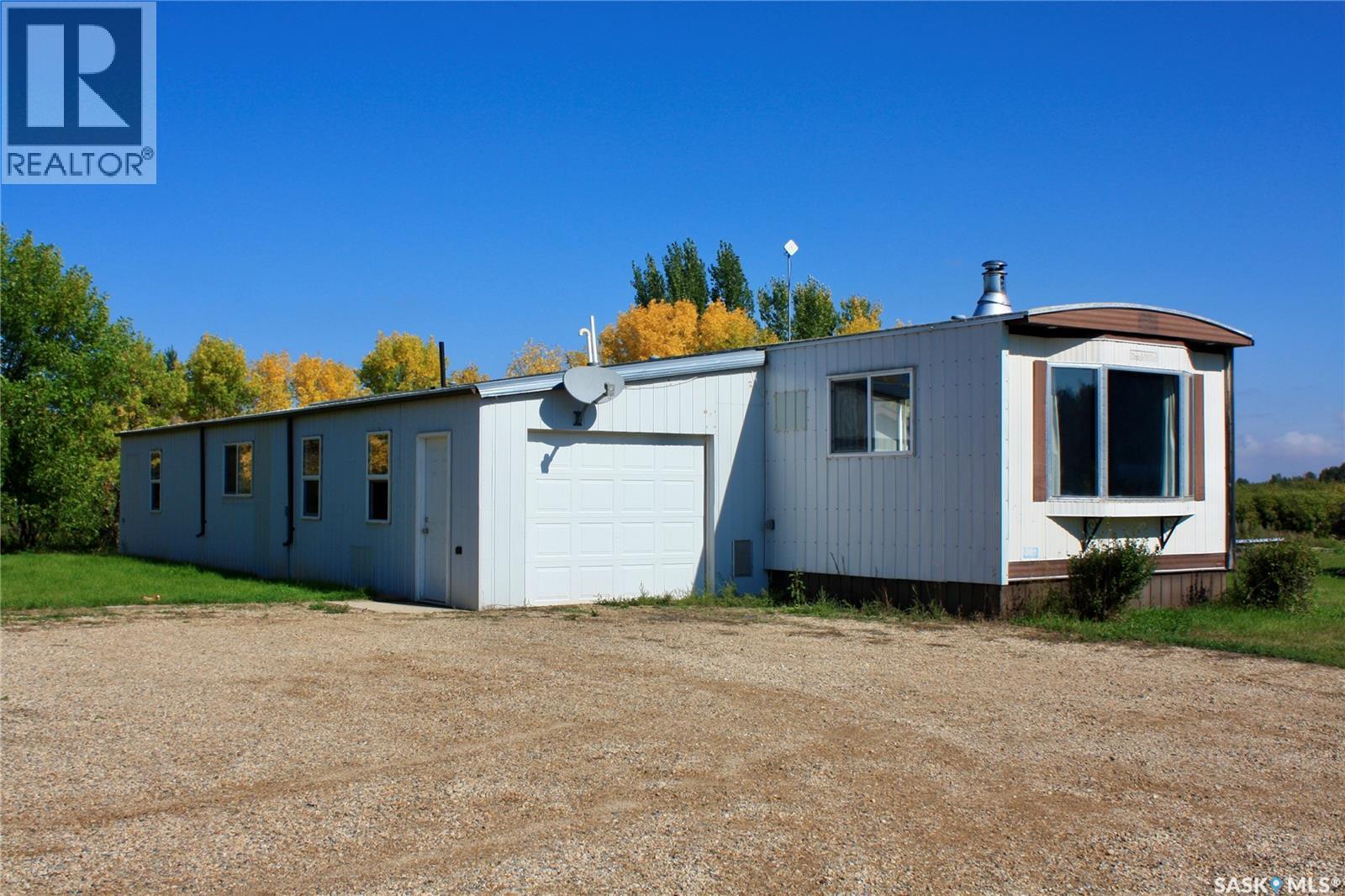 Warkentin Acreage — photo 25