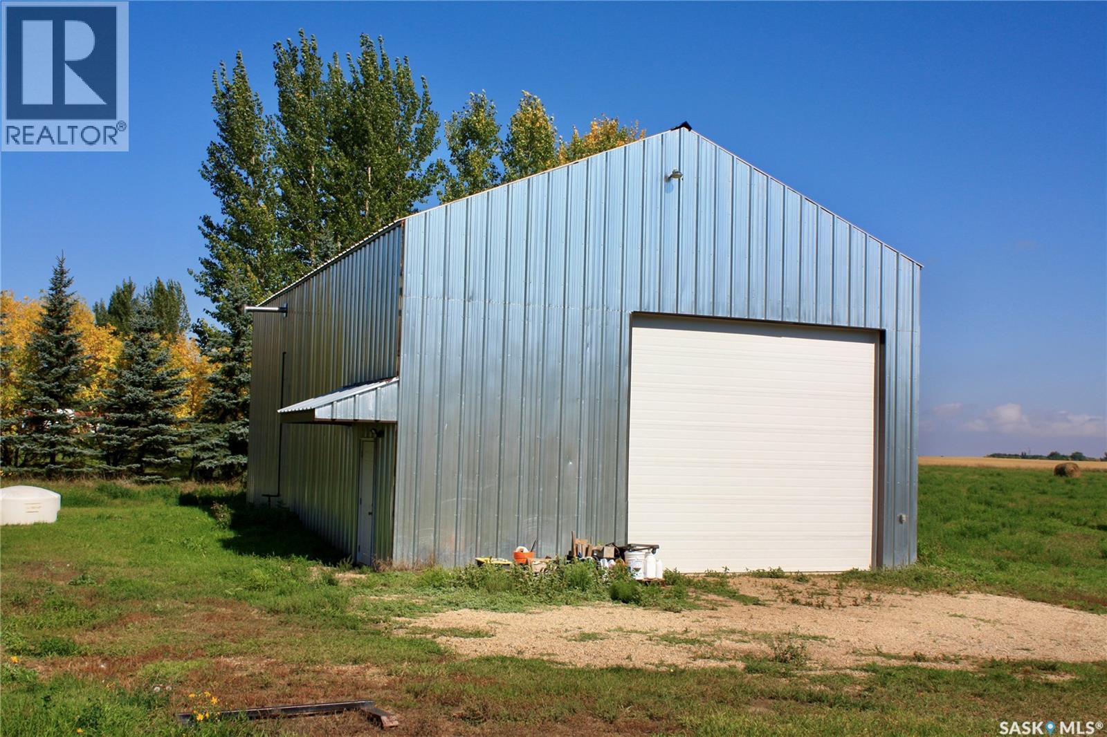Warkentin Acreage — photo 26