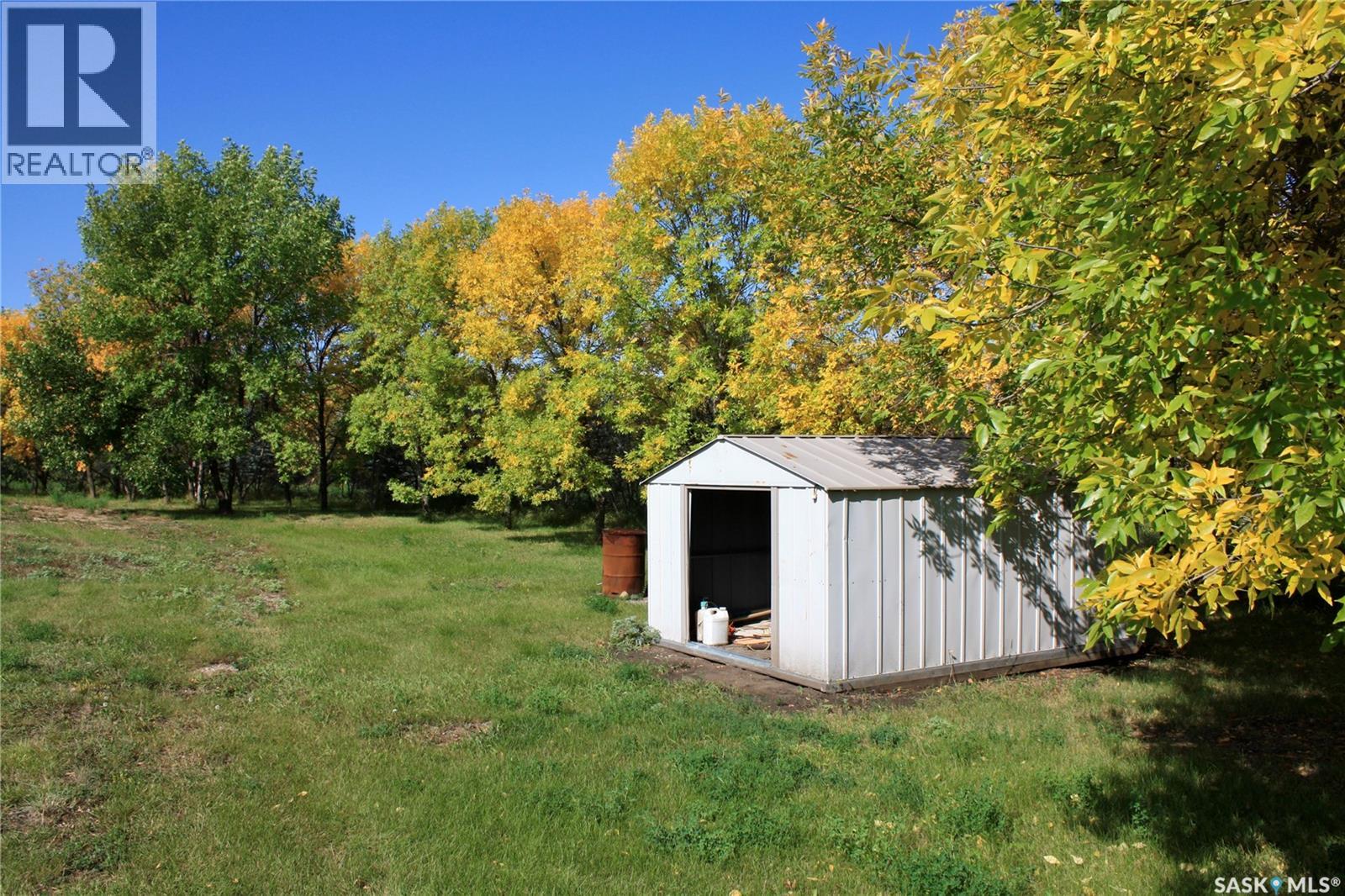 Warkentin Acreage — photo 33