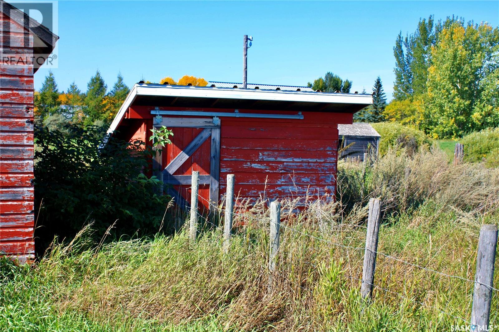 Warkentin Acreage — photo 35