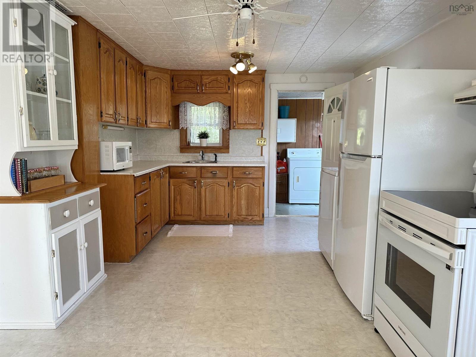 Property 13 of 47 of 344 Highway 224