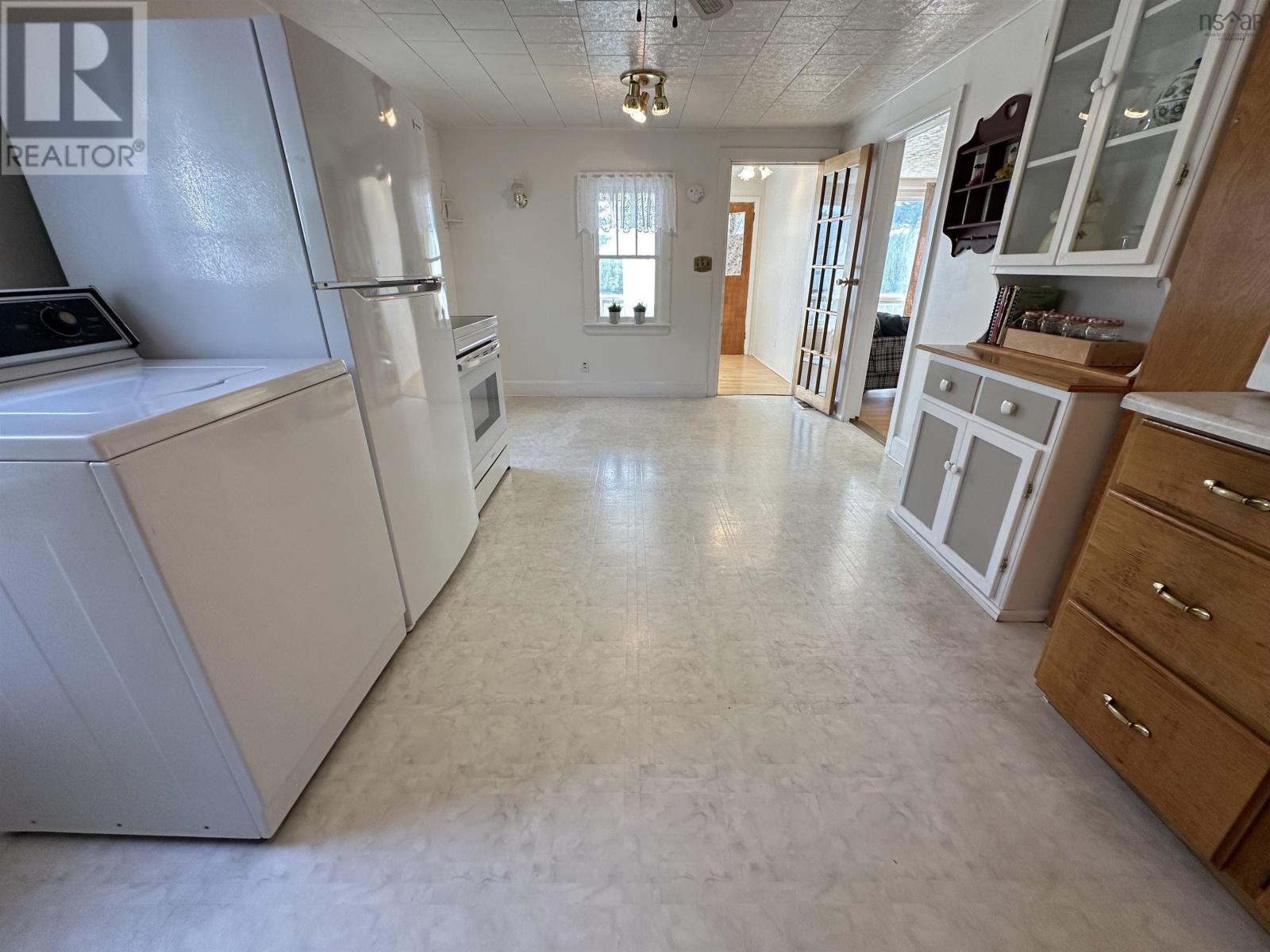 Property 15 of 47 of 344 Highway 224