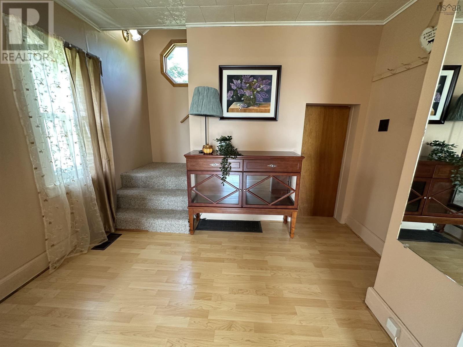 Property 22 of 47 of 344 Highway 224