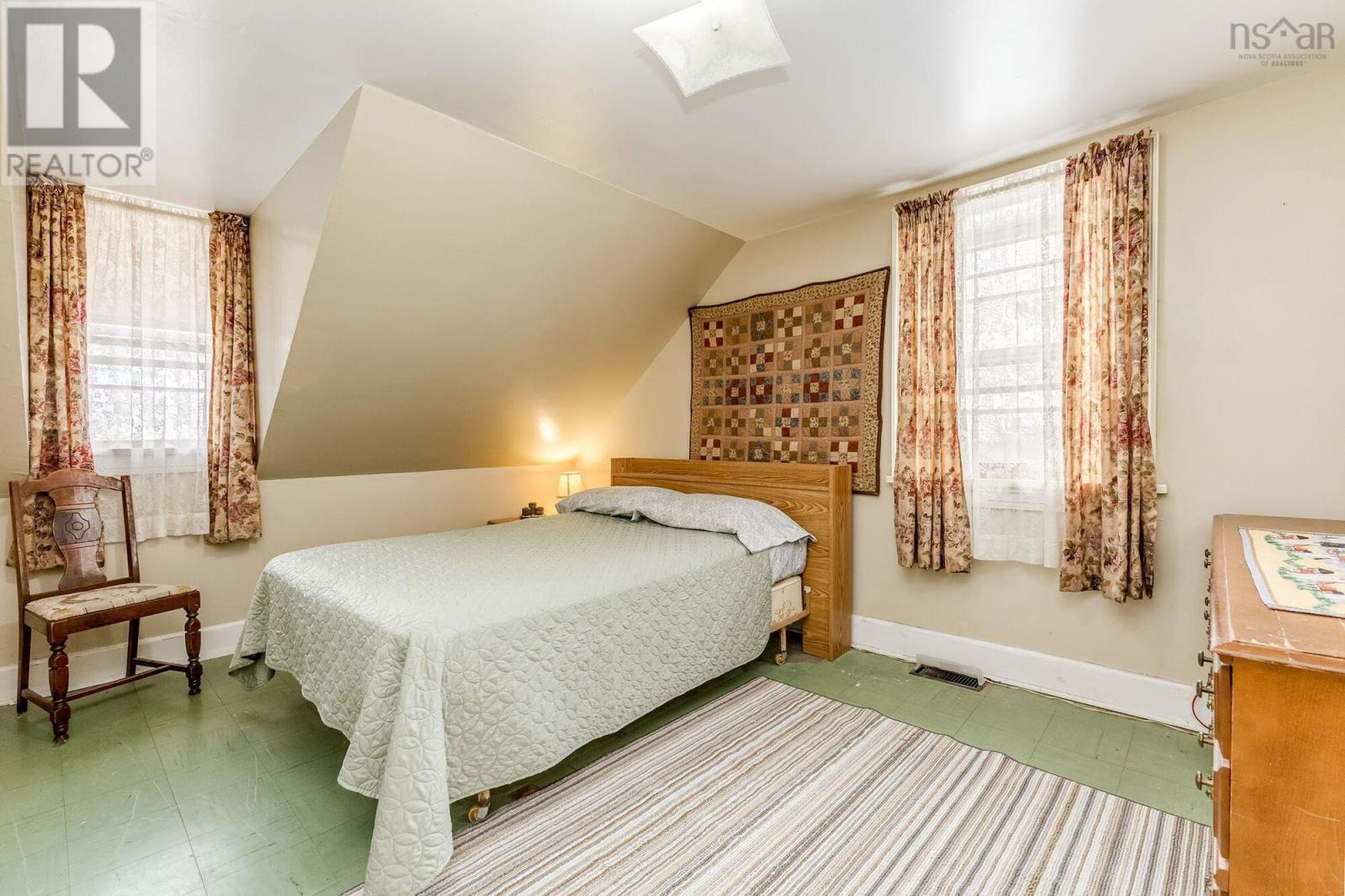 Property 26 of 37 of 1097 Highway 376