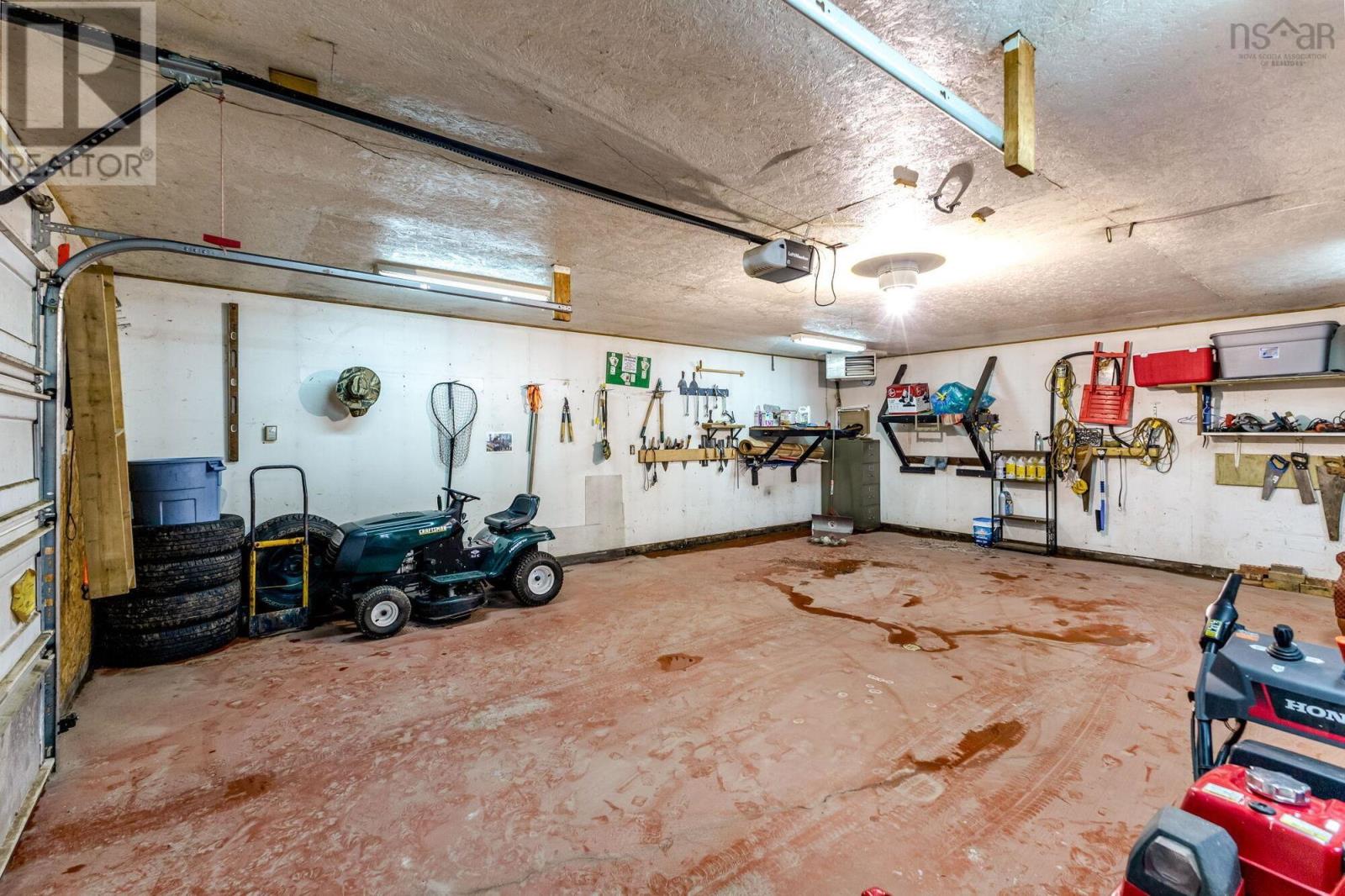 Property 34 of 37 of 1097 Highway 376