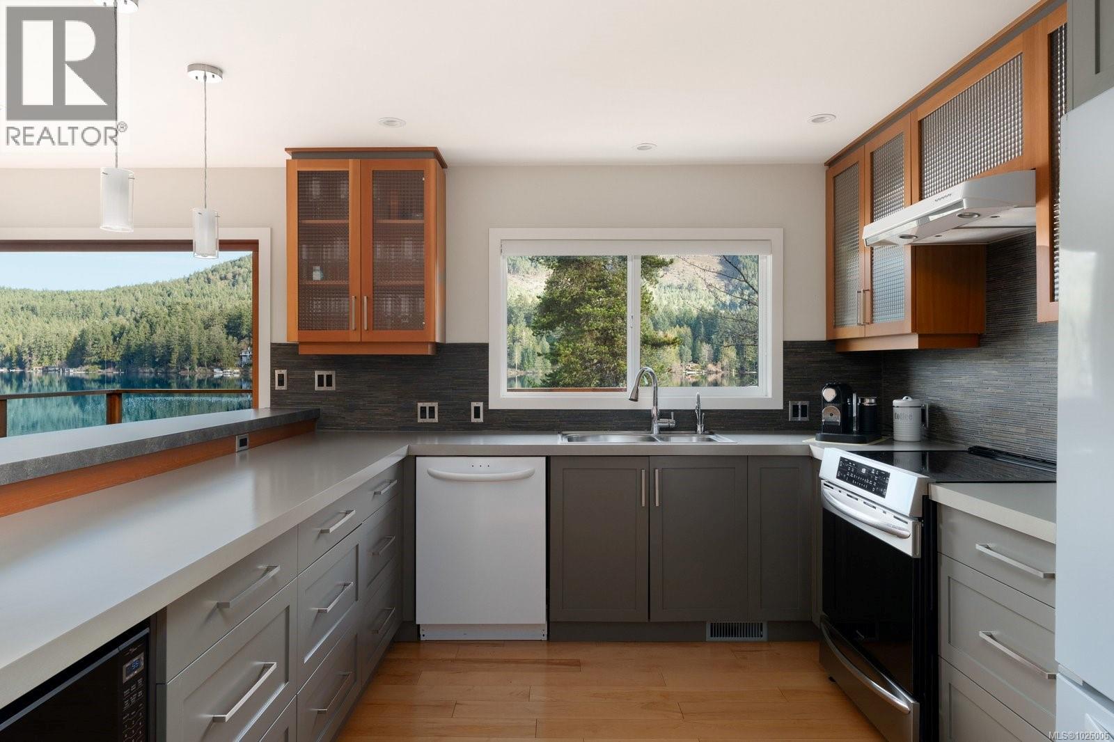  1655 West Shawnigan Lake Road, Shawnigan Lake