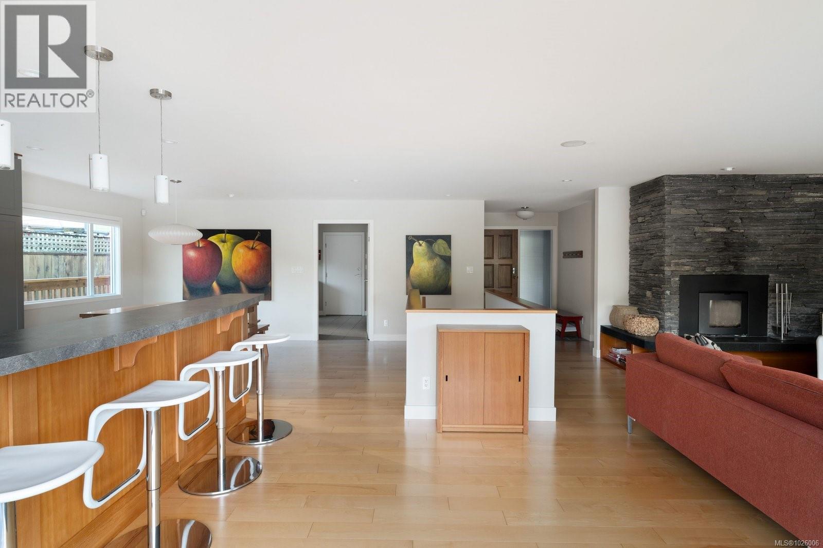  1655 West Shawnigan Lake Road, Shawnigan Lake