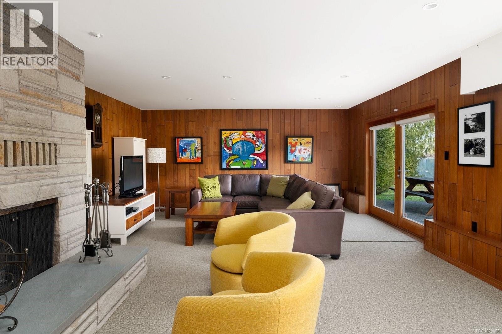  1655 West Shawnigan Lake Road, Shawnigan Lake