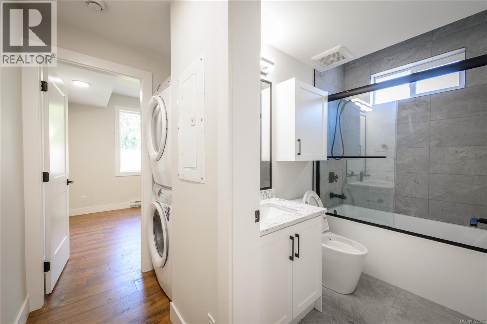  1246 Reynolds Road, Saanich