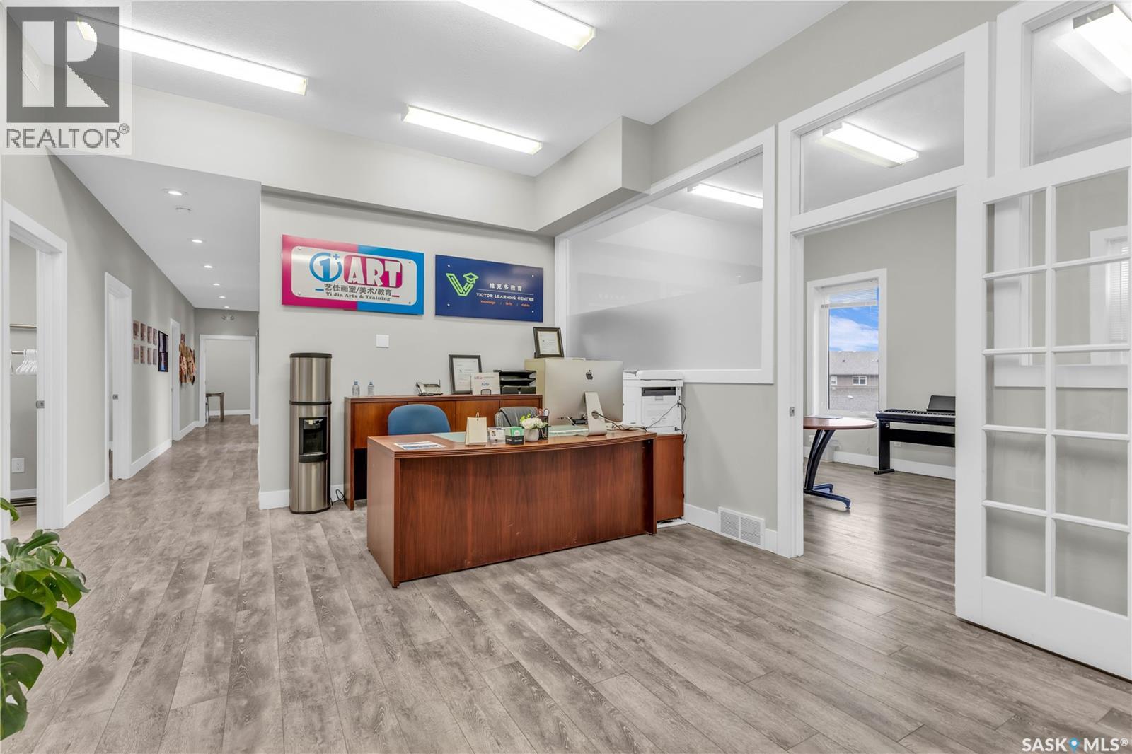 208 419 Willowgrove SQUARE - photo 3