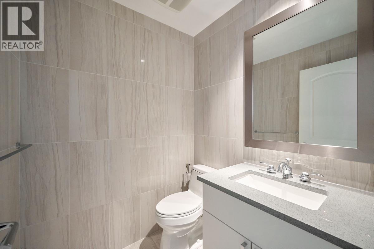 401 199 VICTORY SHIP WAY, North Vancouver