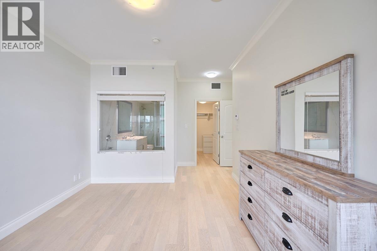 401 199 VICTORY SHIP WAY, North Vancouver