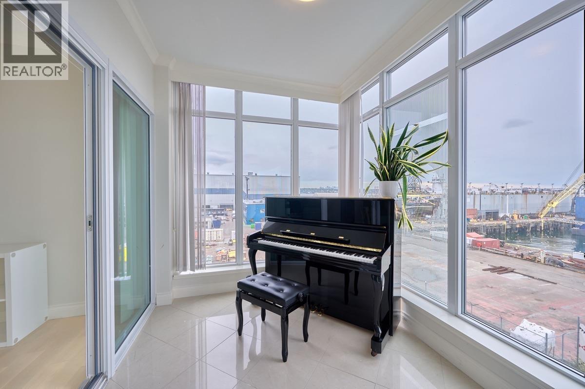 401 199 VICTORY SHIP WAY, North Vancouver